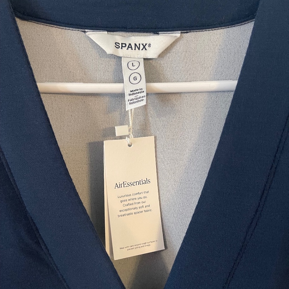 NWT SPANX AirEssentials Cardigan - Picture 2 of 3